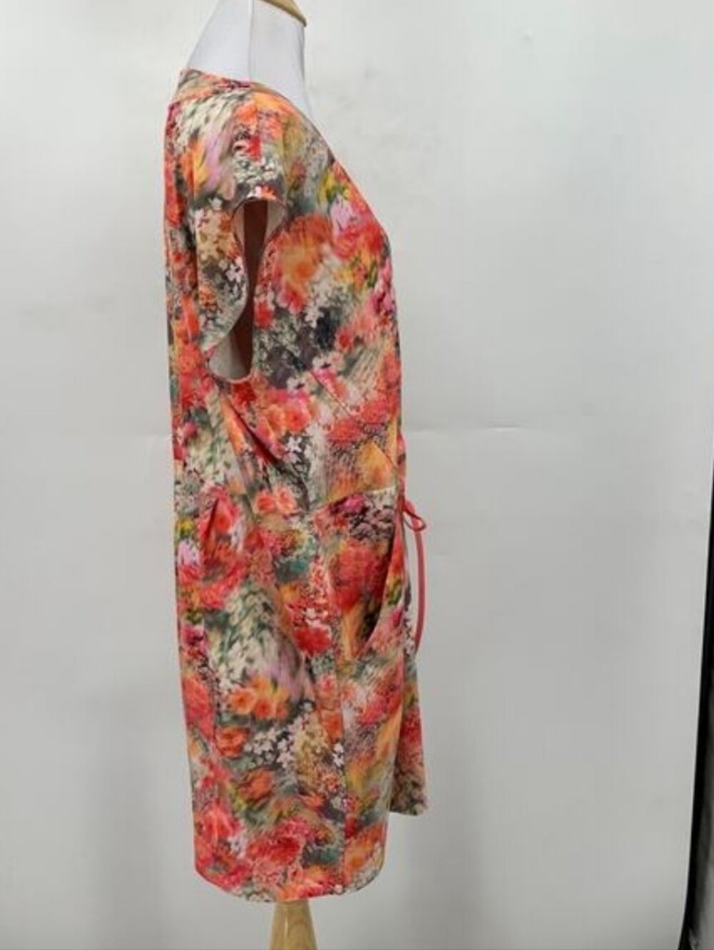 Athleta Marlow Floral Romper Large Tie Waist V Neck Cap Sleeve - Picture 7 of 15